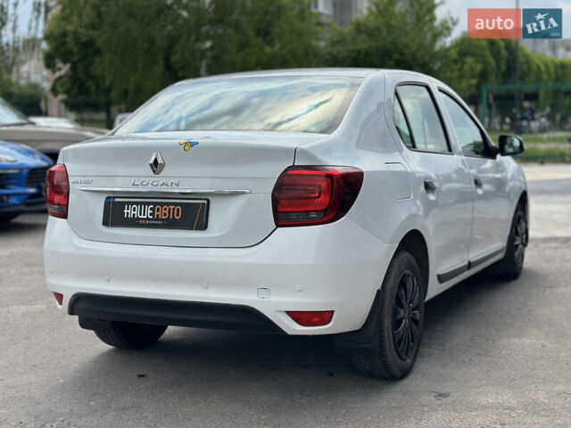 Белый Рено Логан, объемом двигателя 1.15 л и пробегом 137 тыс. км за 5200 $, фото 22 на Automoto.ua