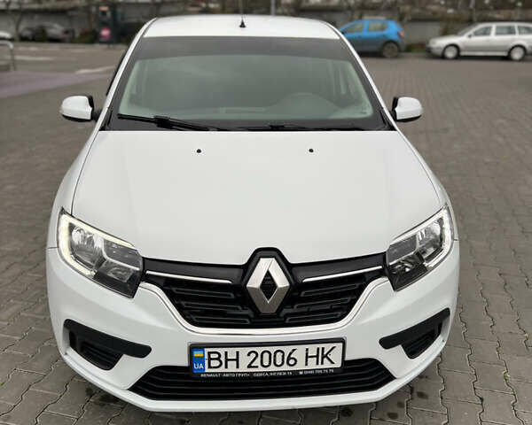 Белый Рено Логан, объемом двигателя 1.14 л и пробегом 140 тыс. км за 7950 $, фото 16 на Automoto.ua