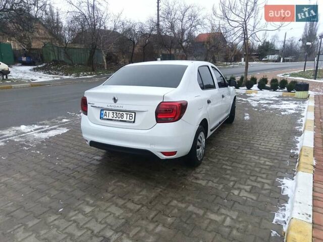 Білий Рено Логан, об'ємом двигуна 1.46 л та пробігом 267 тис. км за 6300 $, фото 6 на Automoto.ua
