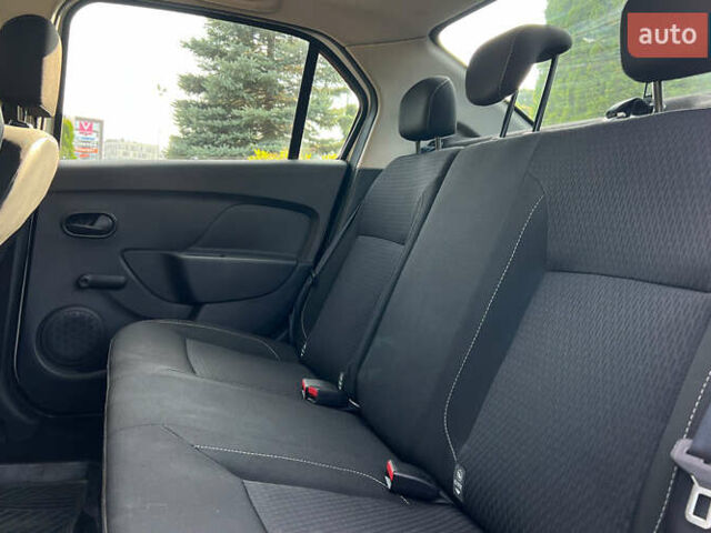 Белый Рено Логан, объемом двигателя 1.5 л и пробегом 107 тыс. км за 8999 $, фото 14 на Automoto.ua