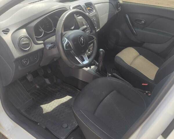 Белый Рено Логан, объемом двигателя 1.46 л и пробегом 100 тыс. км за 8500 $, фото 4 на Automoto.ua