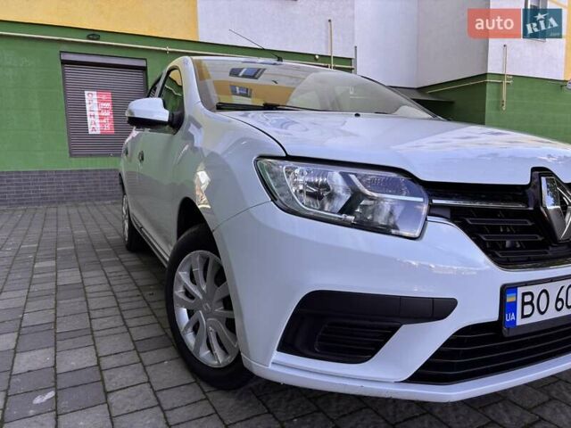 Белый Рено Логан, объемом двигателя 1.15 л и пробегом 127 тыс. км за 6500 $, фото 1 на Automoto.ua