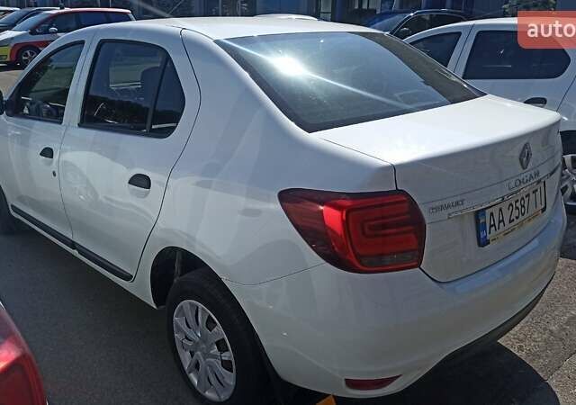 Белый Рено Логан, объемом двигателя 1.46 л и пробегом 287 тыс. км за 5500 $, фото 2 на Automoto.ua