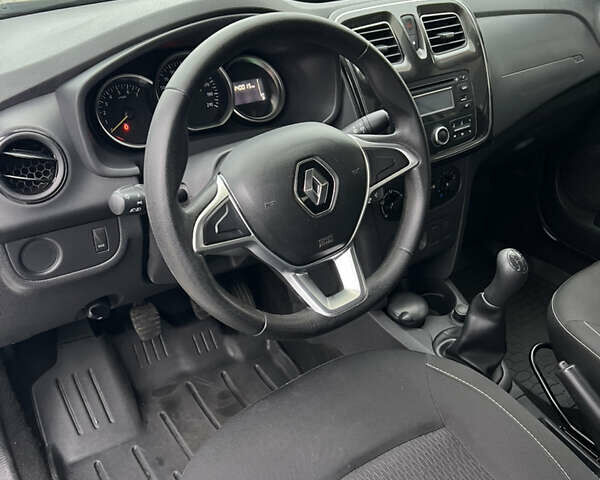 Белый Рено Логан, объемом двигателя 1.14 л и пробегом 140 тыс. км за 7950 $, фото 17 на Automoto.ua