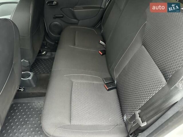 Белый Рено Логан, объемом двигателя 1.46 л и пробегом 153 тыс. км за 6999 $, фото 18 на Automoto.ua