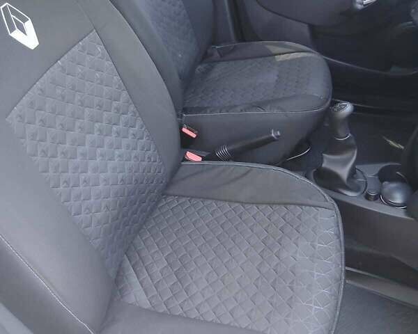 Білий Рено Логан, об'ємом двигуна 1.46 л та пробігом 101 тис. км за 8700 $, фото 12 на Automoto.ua