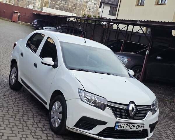 Белый Рено Логан, объемом двигателя 1.46 л и пробегом 290 тыс. км за 4499 $, фото 7 на Automoto.ua