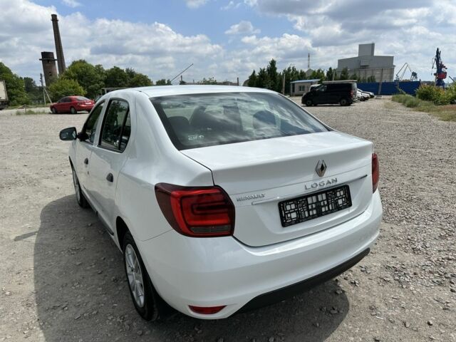 Білий Рено Логан, об'ємом двигуна 1.5 л та пробігом 145 тис. км за 8200 $, фото 3 на Automoto.ua