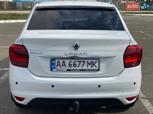 Белый Рено Логан, объемом двигателя 1.46 л и пробегом 121 тыс. км за 9000 $, фото 2 на Automoto.ua