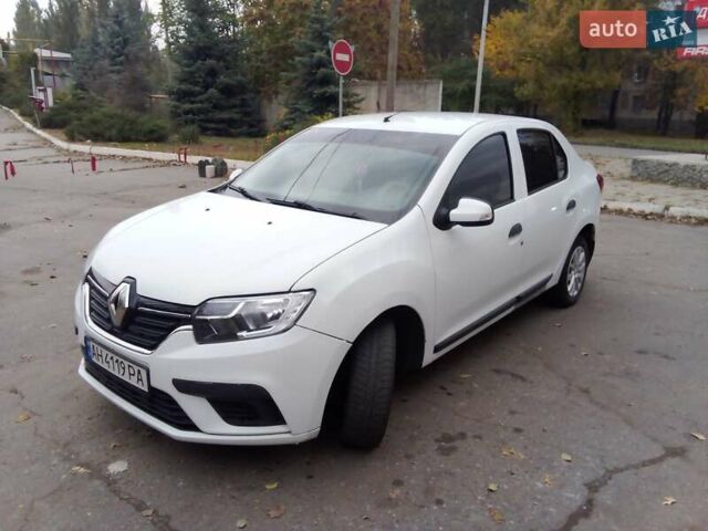 Белый Рено Логан, объемом двигателя 1 л и пробегом 204 тыс. км за 4999 $, фото 9 на Automoto.ua