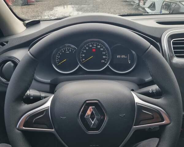 Белый Рено Логан, объемом двигателя 1 л и пробегом 86 тыс. км за 5800 $, фото 9 на Automoto.ua