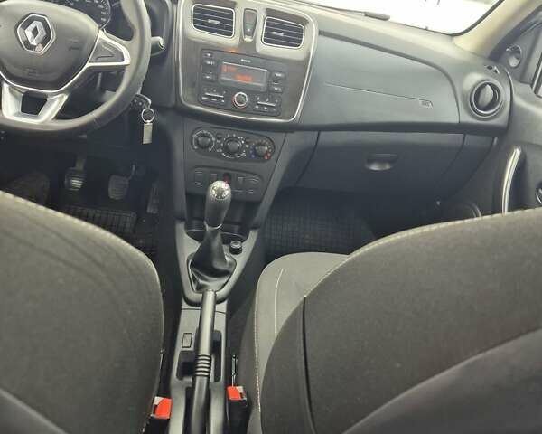 Белый Рено Логан, объемом двигателя 1.46 л и пробегом 286 тыс. км за 5500 $, фото 27 на Automoto.ua