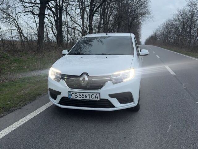 Белый Рено Логан, объемом двигателя 1.5 л и пробегом 226 тыс. км за 6700 $, фото 1 на Automoto.ua