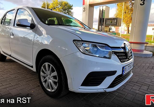 Белый Рено Логан, объемом двигателя 1 л и пробегом 200 тыс. км за 3700 $, фото 2 на Automoto.ua