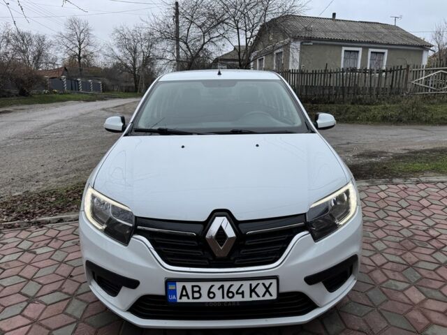 Білий Рено Логан, об'ємом двигуна 1 л та пробігом 130 тис. км за 4899 $, фото 7 на Automoto.ua