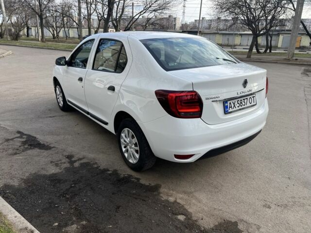 Белый Рено Логан, объемом двигателя 1.5 л и пробегом 180 тыс. км за 6800 $, фото 3 на Automoto.ua