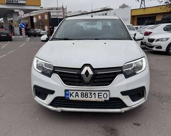 Белый Рено Логан, объемом двигателя 1 л и пробегом 322 тыс. км за 2800 $, фото 7 на Automoto.ua