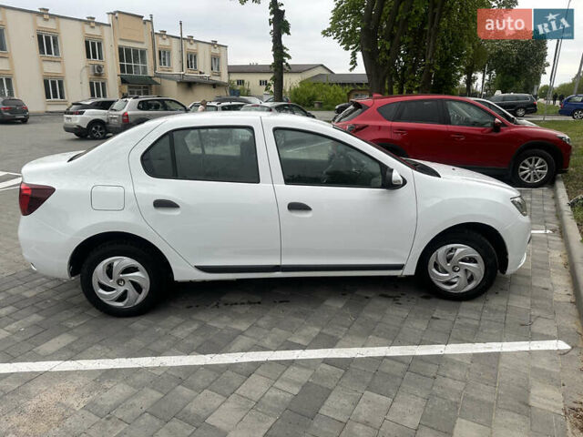 Белый Рено Логан, объемом двигателя 1 л и пробегом 132 тыс. км за 4999 $, фото 6 на Automoto.ua