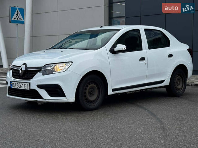 Білий Рено Логан, об'ємом двигуна 1.2 л та пробігом 190 тис. км за 3800 $, фото 5 на Automoto.ua