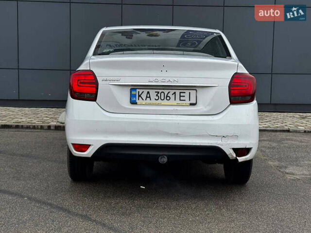 Білий Рено Логан, об'ємом двигуна 1.2 л та пробігом 190 тис. км за 3800 $, фото 9 на Automoto.ua