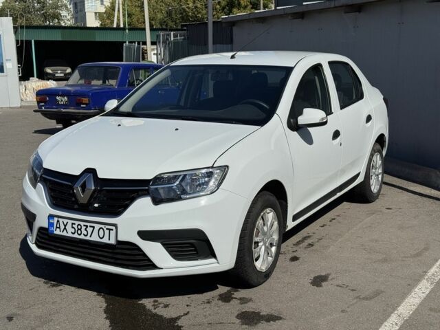 Белый Рено Логан, объемом двигателя 1.5 л и пробегом 180 тыс. км за 6900 $, фото 2 на Automoto.ua