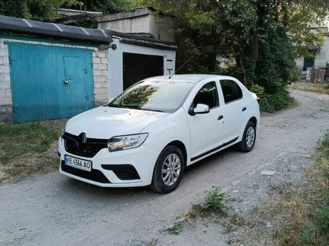 Білий Рено Логан, об'ємом двигуна 1 л та пробігом 190 тис. км за 4500 $, фото 3 на Automoto.ua