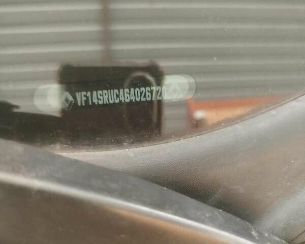 Белый Рено Логан, объемом двигателя 1 л и пробегом 175 тыс. км за 6900 $, фото 9 на Automoto.ua