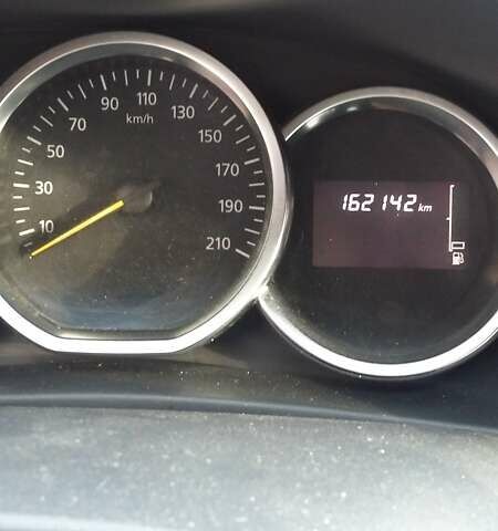 Білий Рено Логан, об'ємом двигуна 1 л та пробігом 162 тис. км за 5500 $, фото 5 на Automoto.ua