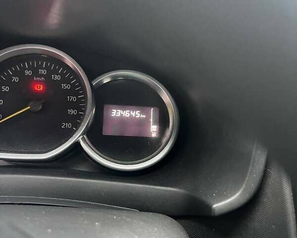 Белый Рено Логан, объемом двигателя 0.9 л и пробегом 334 тыс. км за 3400 $, фото 1 на Automoto.ua