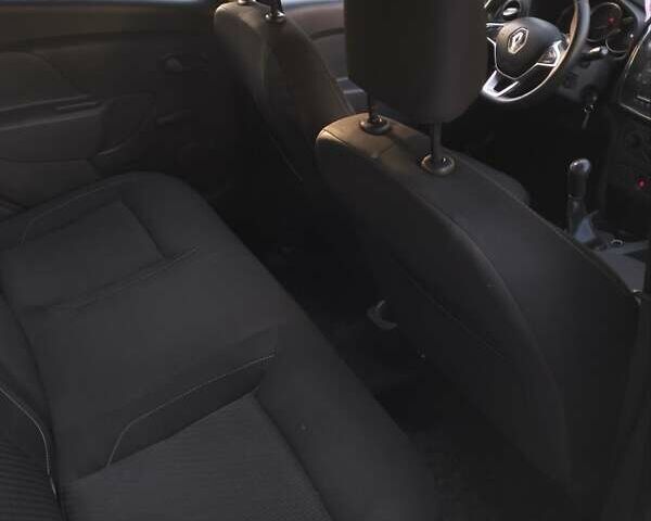 Білий Рено Логан, об'ємом двигуна 1 л та пробігом 184 тис. км за 5200 $, фото 8 на Automoto.ua