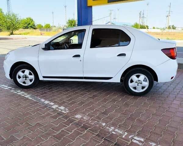 Белый Рено Логан, объемом двигателя 1 л и пробегом 258 тыс. км за 5300 $, фото 7 на Automoto.ua
