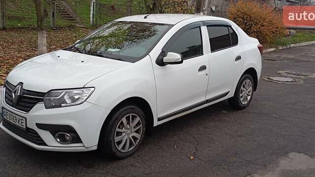 Белый Рено Логан, объемом двигателя 1.46 л и пробегом 166 тыс. км за 7000 $, фото 1 на Automoto.ua