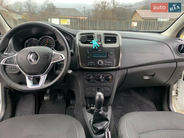 Белый Рено Логан, объемом двигателя 1 л и пробегом 280 тыс. км за 4999 $, фото 15 на Automoto.ua