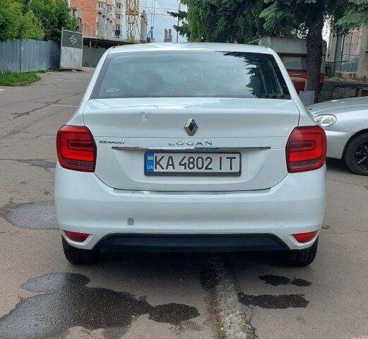 Белый Рено Логан, объемом двигателя 1 л и пробегом 194 тыс. км за 5100 $, фото 7 на Automoto.ua