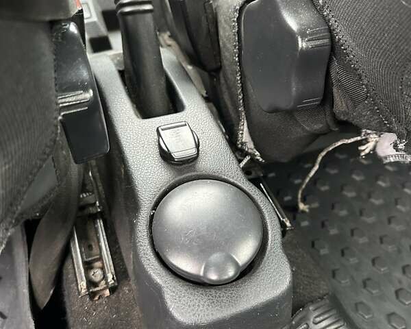 Белый Рено Логан, объемом двигателя 1 л и пробегом 194 тыс. км за 5500 $, фото 14 на Automoto.ua