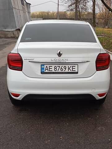 Белый Рено Логан, объемом двигателя 1.46 л и пробегом 166 тыс. км за 7000 $, фото 2 на Automoto.ua