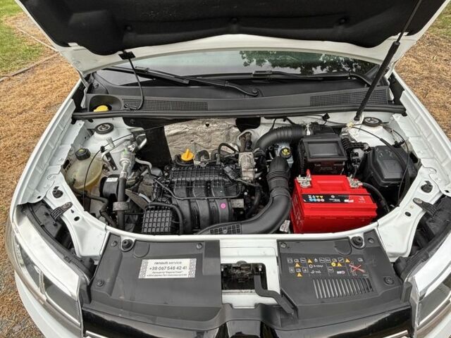 Білий Рено Логан, об'ємом двигуна 1 л та пробігом 84 тис. км за 5600 $, фото 10 на Automoto.ua