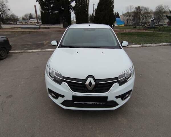 Білий Рено Логан, об'ємом двигуна 1.46 л та пробігом 124 тис. км за 8499 $, фото 3 на Automoto.ua