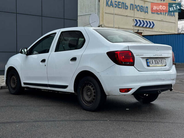 Білий Рено Логан, об'ємом двигуна 1.2 л та пробігом 190 тис. км за 3800 $, фото 8 на Automoto.ua