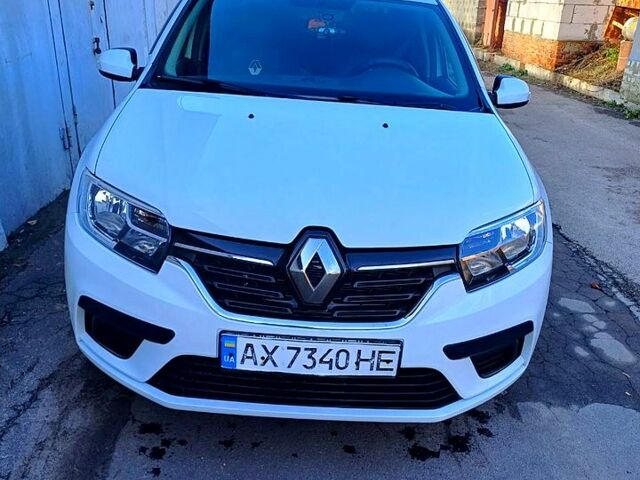 Белый Рено Логан, объемом двигателя 1 л и пробегом 111 тыс. км за 5000 $, фото 8 на Automoto.ua