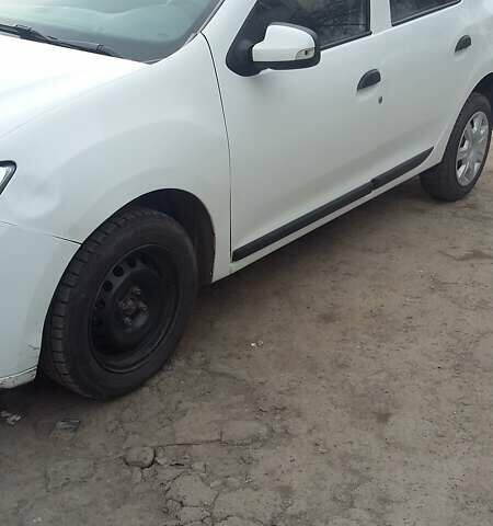 Білий Рено Логан, об'ємом двигуна 1 л та пробігом 162 тис. км за 5500 $, фото 2 на Automoto.ua