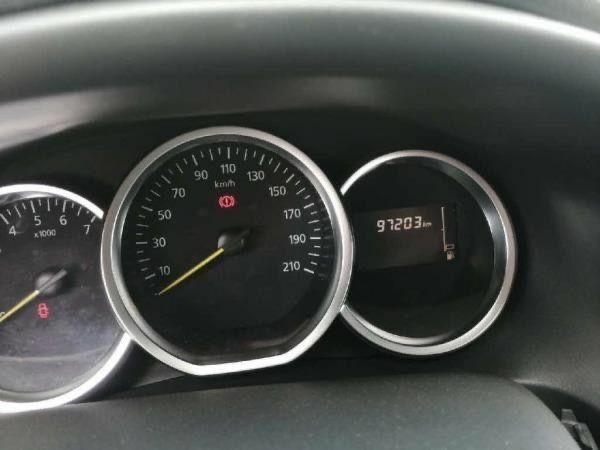 Білий Рено Логан, об'ємом двигуна 0 л та пробігом 90 тис. км за 6999 $, фото 6 на Automoto.ua