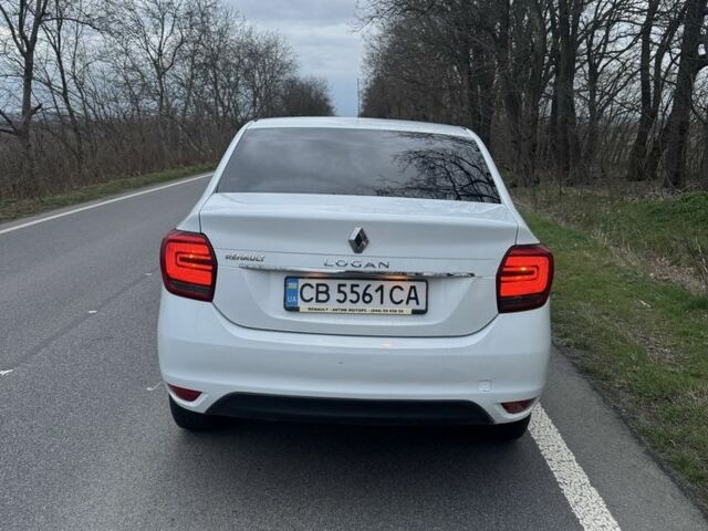 Белый Рено Логан, объемом двигателя 1.5 л и пробегом 226 тыс. км за 6700 $, фото 5 на Automoto.ua