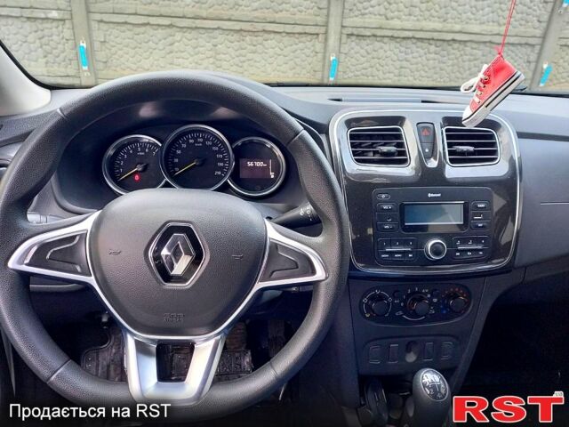 Белый Рено Логан, объемом двигателя 1 л и пробегом 0 тыс. км за 8300 $, фото 4 на Automoto.ua