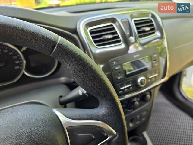 Білий Рено Логан, об'ємом двигуна 1 л та пробігом 97 тис. км за 6950 $, фото 13 на Automoto.ua