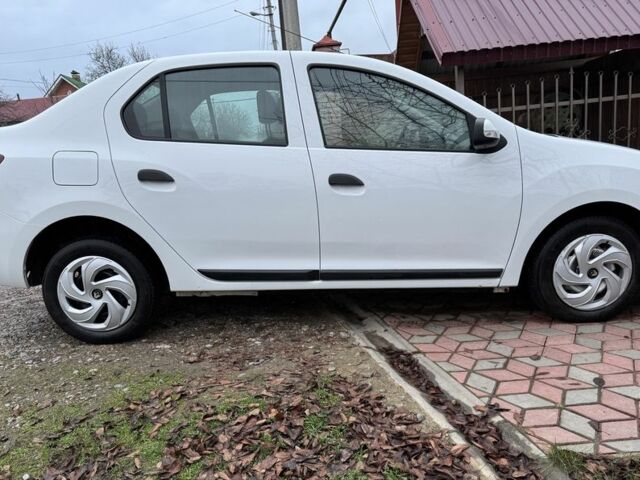 Білий Рено Логан, об'ємом двигуна 1 л та пробігом 130 тис. км за 4899 $, фото 4 на Automoto.ua