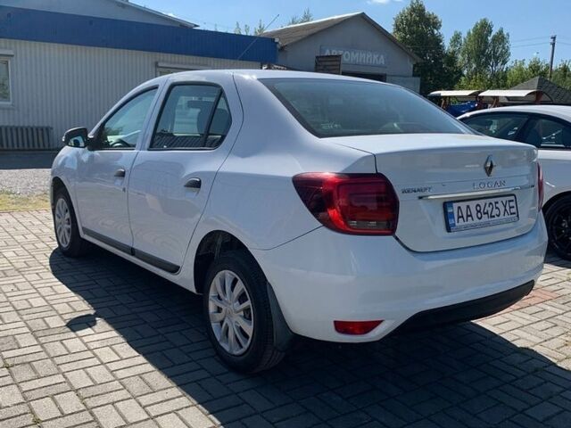 Білий Рено Логан, об'ємом двигуна 1 л та пробігом 172 тис. км за 5700 $, фото 5 на Automoto.ua