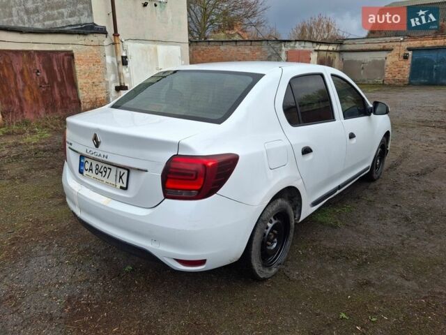 Білий Рено Логан, об'ємом двигуна 1 л та пробігом 238 тис. км за 3350 $, фото 15 на Automoto.ua