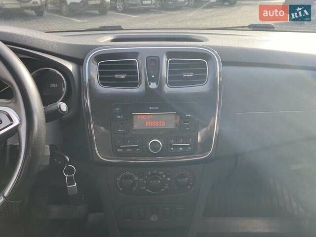 Белый Рено Логан, объемом двигателя 1 л и пробегом 159 тыс. км за 5500 $, фото 11 на Automoto.ua