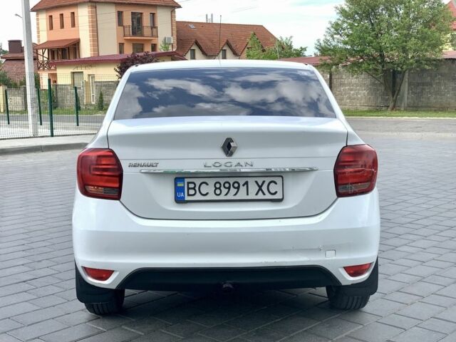 Белый Рено Логан, объемом двигателя 1 л и пробегом 299 тыс. км за 4500 $, фото 4 на Automoto.ua